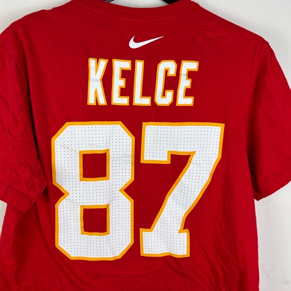 Travis Kelce Kansas City T Shirt Jersey Size Large Home red jersey - Picture 9 of 9